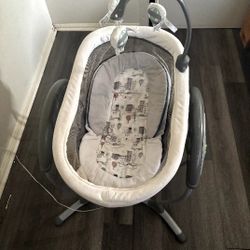 Baby Soothing Rocker