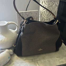 Bolsa Coach  En Buen Estado 