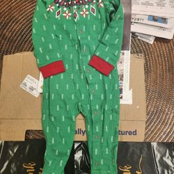 Baby pj's footie snowflakes Christmas pjs school 3-6 & 6-9 months