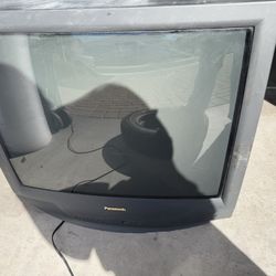 Free 40” box tv. 