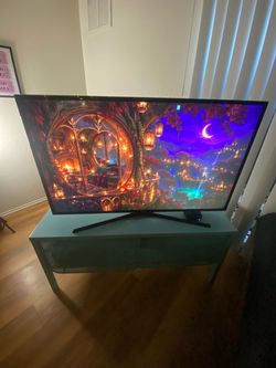 Samsung Smart TV + IKEA Entertainment Center