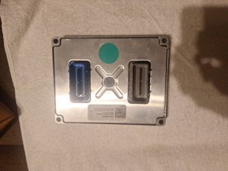 NEW. CHEVY VOLT HYBRID CPU MODULE