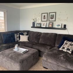 Dark Gray Huge Ultra Comfort Sectional With Chaise And Ottoman 🤩 Living Room Set🤩 New Brand🤩 On Sale🤩