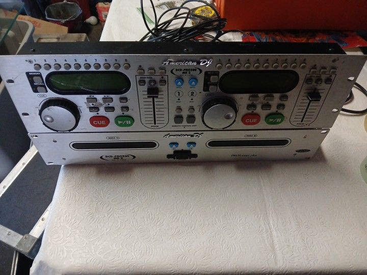 American Dj DCD- PRO 300 MK 2