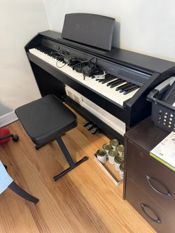 Electric Piano/ Keyboard w/88 Keys