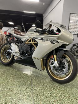 2023 MV Agusta Super Veloce S