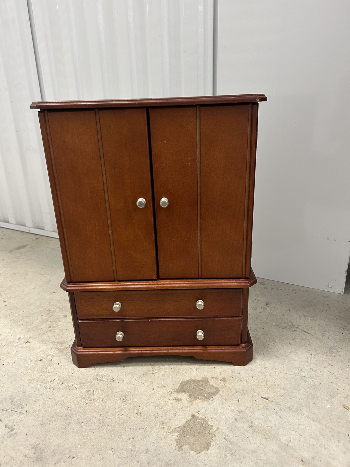 JEWELRY BOX