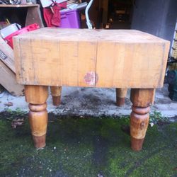 Vintage Maple Butcher Block 32"×32"×9"