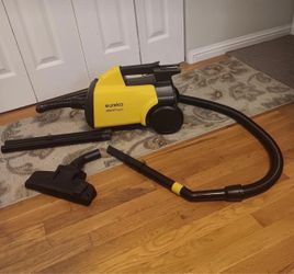 cleaning vacuum