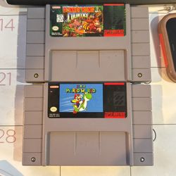 SNES Video Game Lot. Donkey King Country And Super Mario World