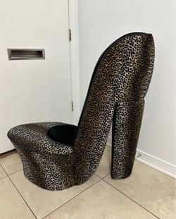 Leopard Black High Heel Shoe Chair