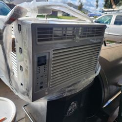  Air Conditioner (GE Appliances)  BRAND NEW 250 Sq ft. 