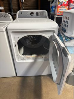 $200 GE Gas Dryer - Great Condition