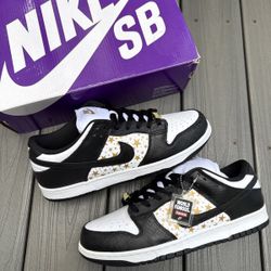 NIKE SB X SUPREME STARS BLACK