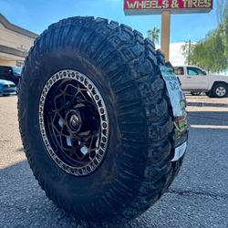15x8 Fuel RZR & CAN AM RINES Y LLANTAS 32x10.00x15 Atturo XT SXS