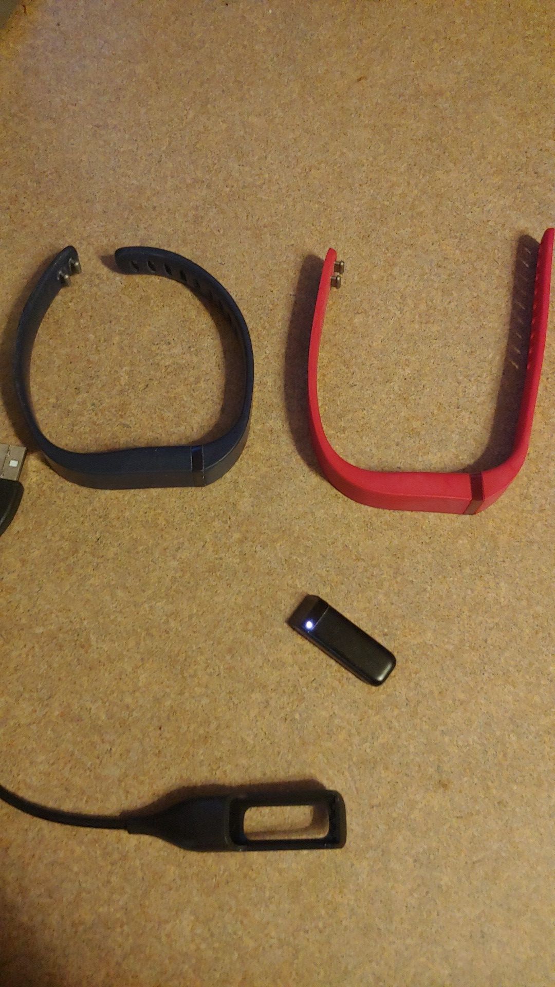 Fitbit flex with 2 bands and charging cable, works great!