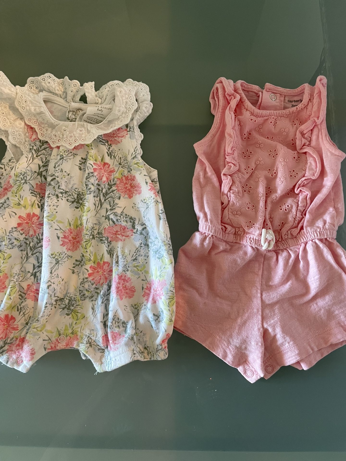 Lots Of Cute Baby Girl Clothes! 0-3months 