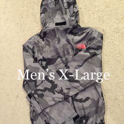 NORTH FACE / “BIGFOOT NW NorthWest CAMO” Jacket Coat w/ Hood / Mens X-Large (XL) / Retails $150+Tax / Brand New w/o Tags!! / Grey & Shadow Camo