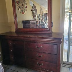 Wood Dresser