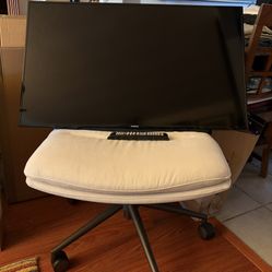 40” Samsung Flat TV