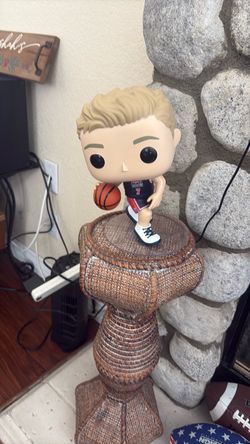 Larry bird  Jumbo funko pop