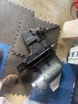 Mercruiser Alpha 1 Gen 2 sterndrive. (1.47)