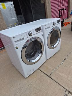 LG Front Load Washer and Dryer Set