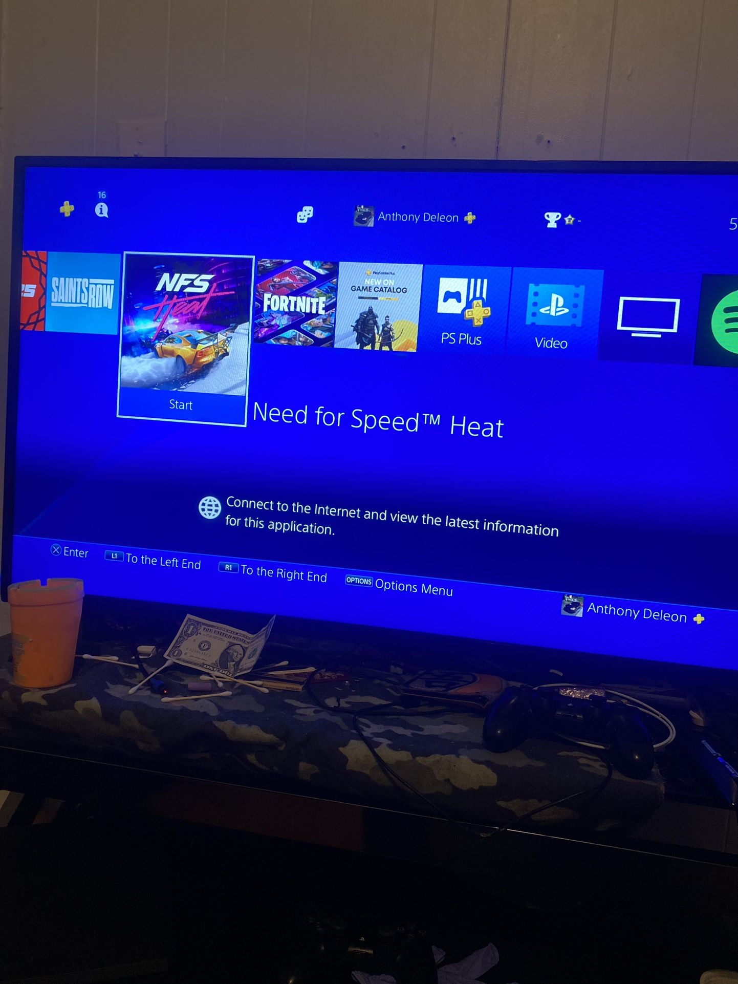 Ps4 Slim With 3 Games