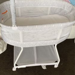 Delta Bassinet