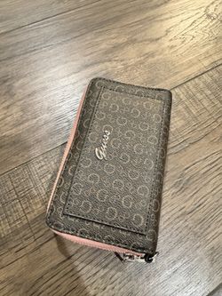 Woman’s Guess Wallet