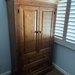 Wardrobe Armoire