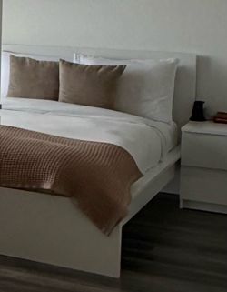 Ikea MALM Queen Bed