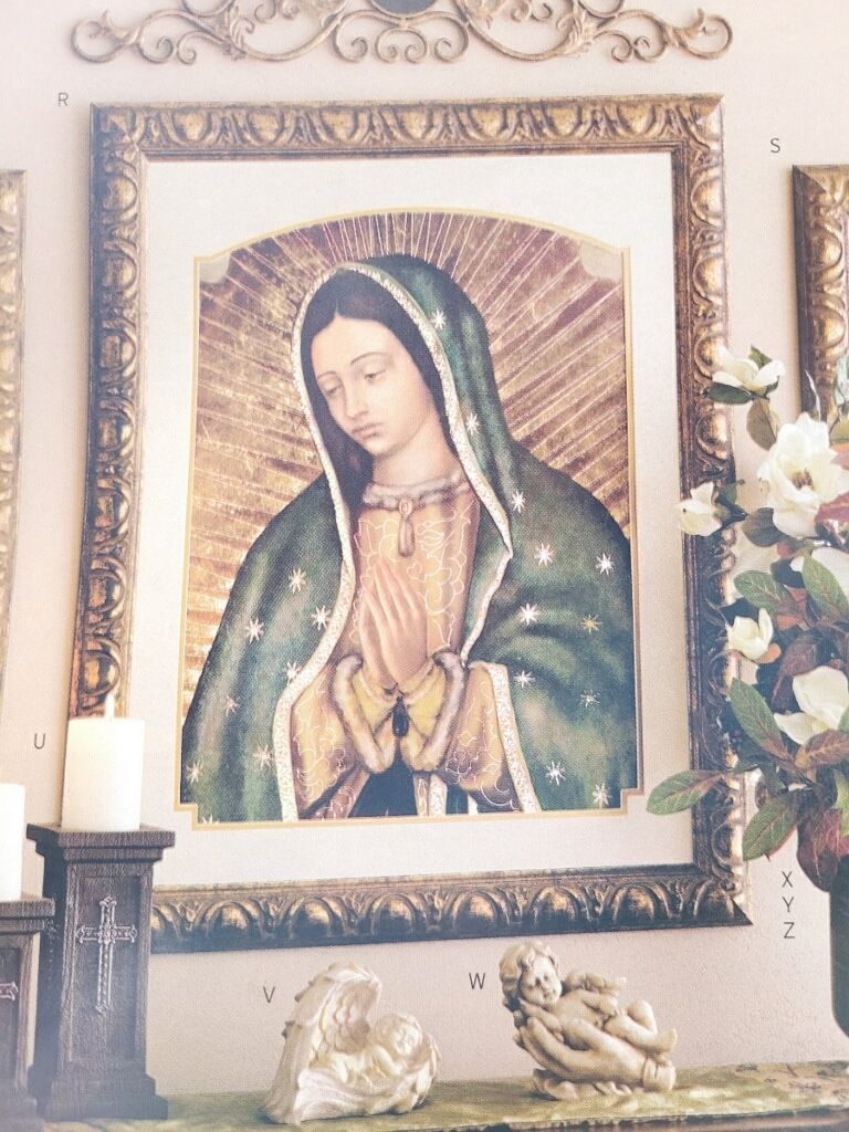 Home Interior “ Buscó Está Virgencita. Quien La Tenga. Y La Kiera Bender Yo Sé La Compro. Me Avisan. Por Favor Gracias