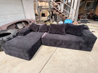 Couch boneless black