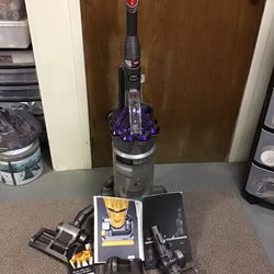 Dyson DC17 Animal