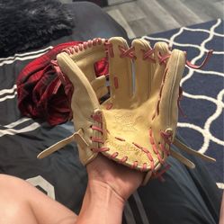 Blond 11.5 Inch Heart Of The Hide New