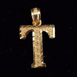 10kt Gold Letter T Pendant 