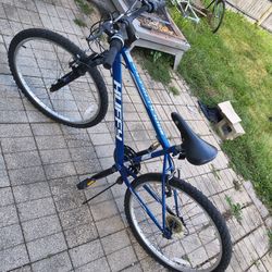 Huffy Mountain Bike 
