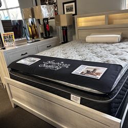 Stunning bed set! $999 🚨🤍✨ Last one!