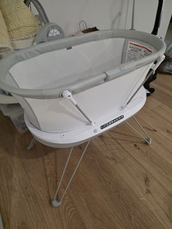 Fisher-Price Luminate Bassinet