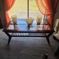 Coffee Table and 2 End tables.