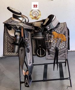 Montura bordada hecha en mexico 🇲🇽