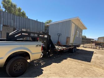 TOW/TRUCK