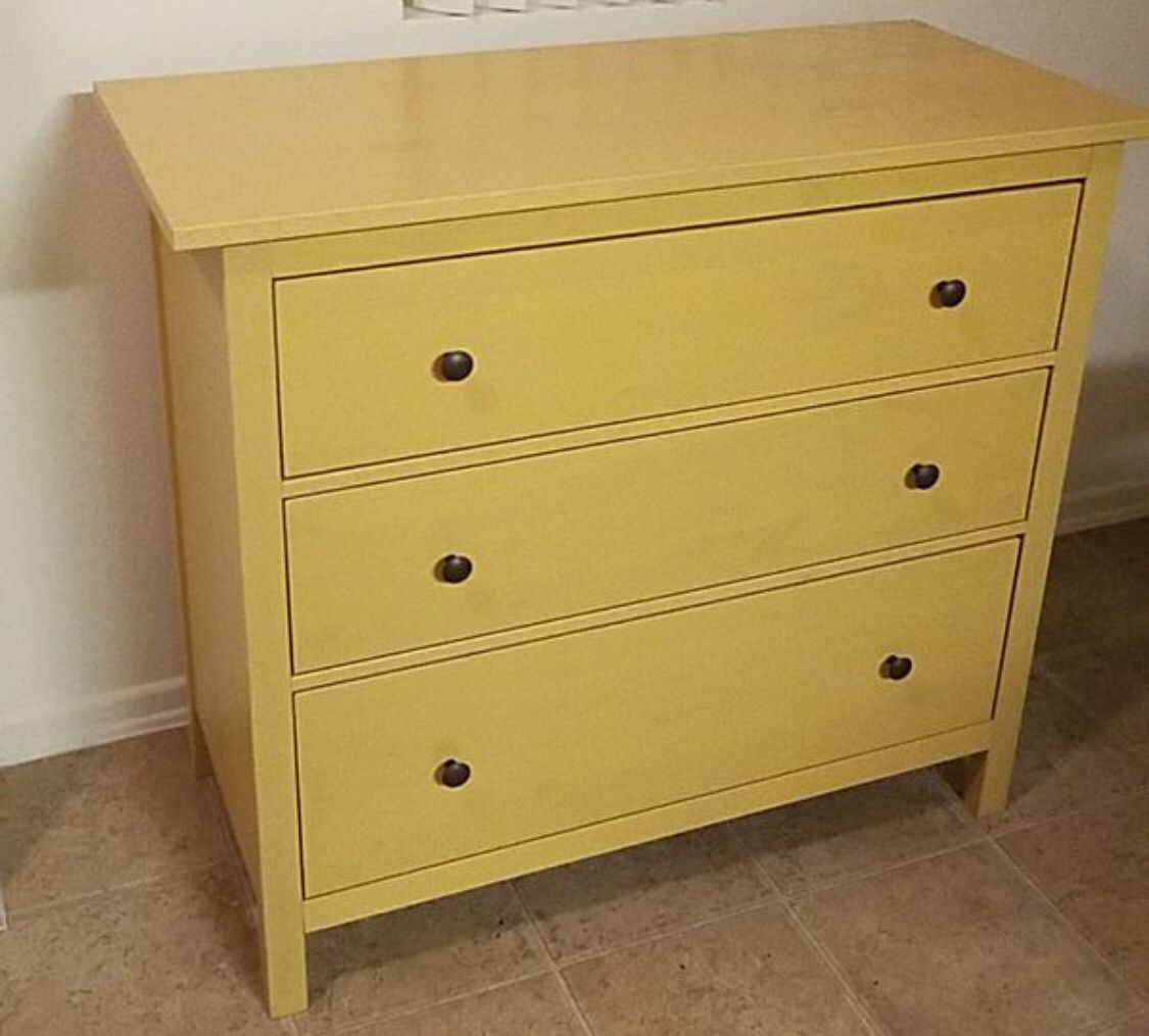 Yellow hemnes 3 drawer dresser