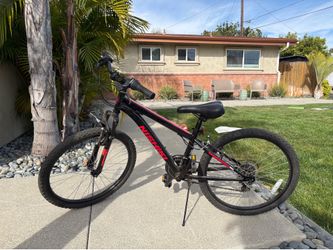 Nishiki Boys' Pueblo 24" Mountain Bike