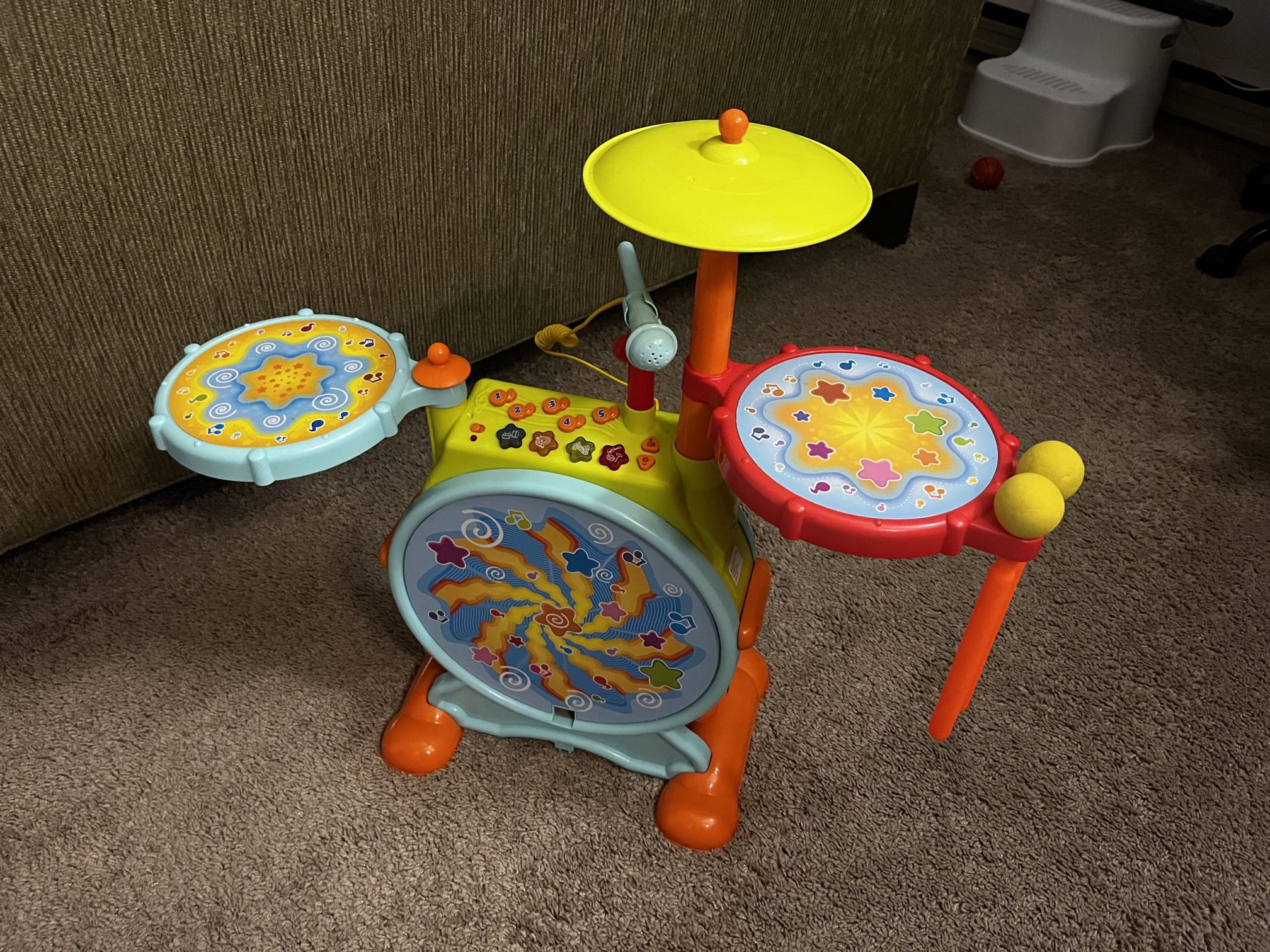Kids Plastic Drum Set In Perfect Condition