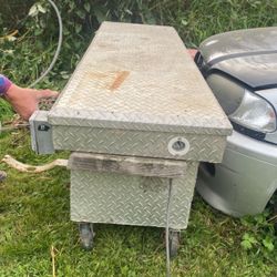 Truck Bed Tool box