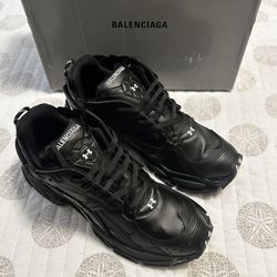 BALENCIAGA Runner