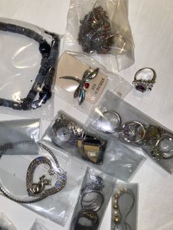 Silver and real pearls jewlery