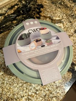 Mixing Bowls And Lids Set